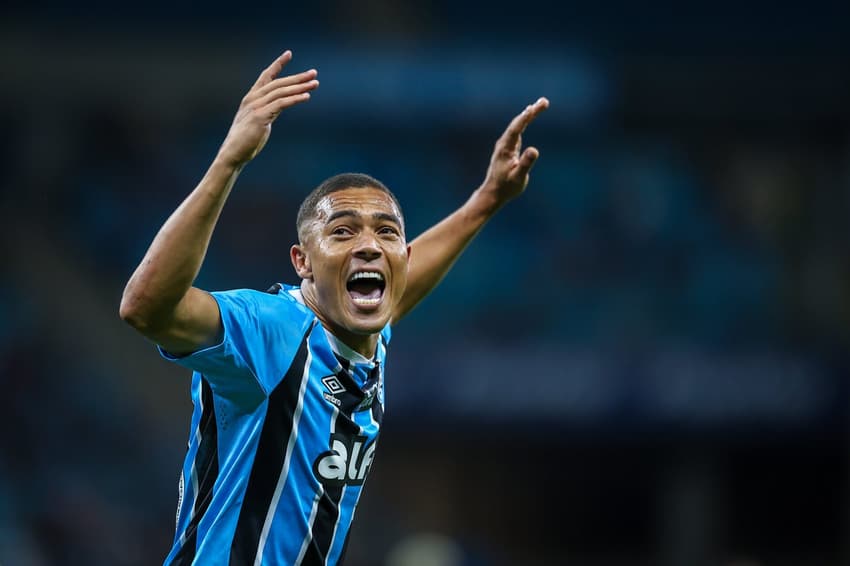 Carlos Vinicius marcou dois gols contra o Vasco (Foto: Lucas Uebel/Grêmio FBPA)