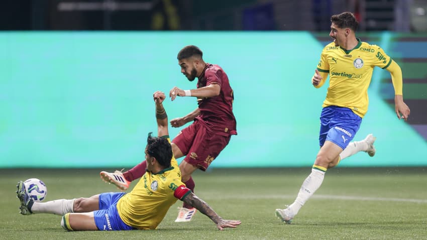 Nonato durante Palmeiras x Fluminense (Foto: Marcelo Gonçalves/ Fluminense FC) 