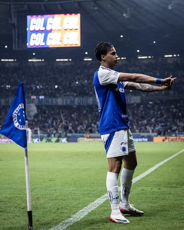 Atacante Kaio Jorge comemora gol do Cruzeiro contra o Corinthians (Foto: Gustavo Aleixo/Cruzeiro)