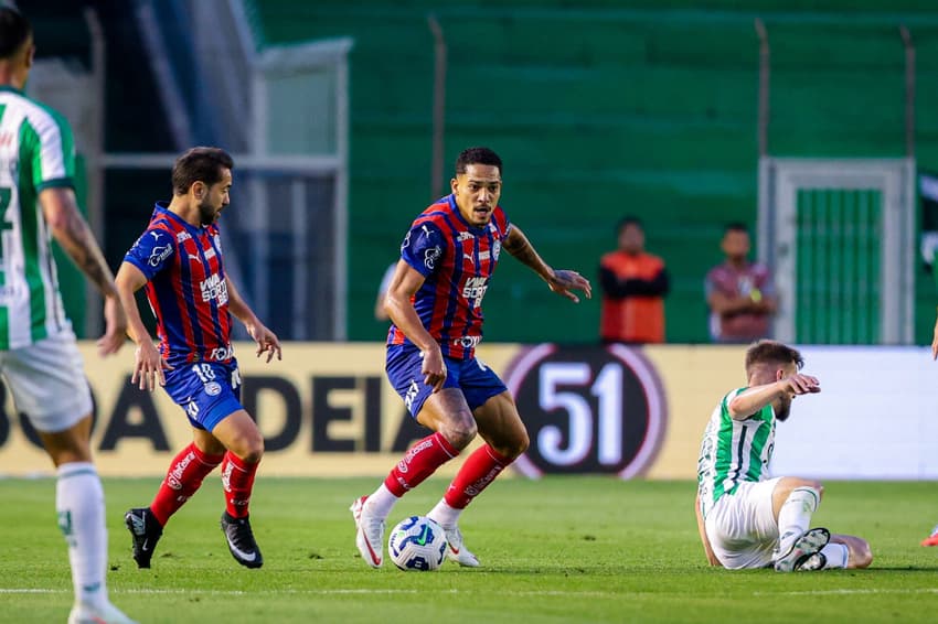 Gilberto em ação na partida entre Juventude x Bahia (Foto: Letícia Martins/EC Bahia)