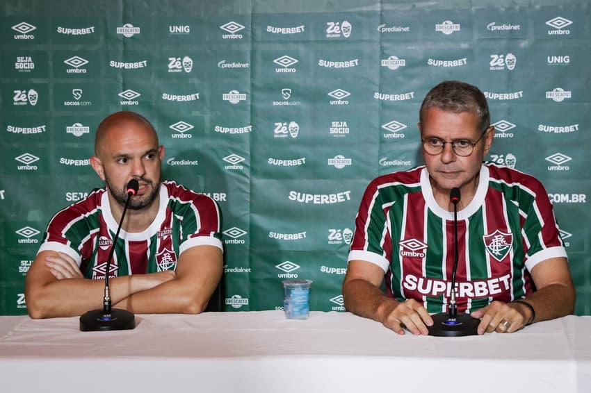 Mattheus Montenegro e Ricardo Tenório em coletiva de imprensa na sede do Fluminense (Foto: Marcelo Gonçalves/ Fluminense FC)