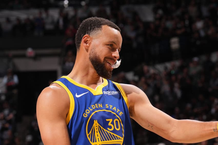 Curry no Golden State Warriors x San Antonio Spurs (Foto: Jesse D. Garrabrant / NBAE / Getty Images / Getty Images via AFP)