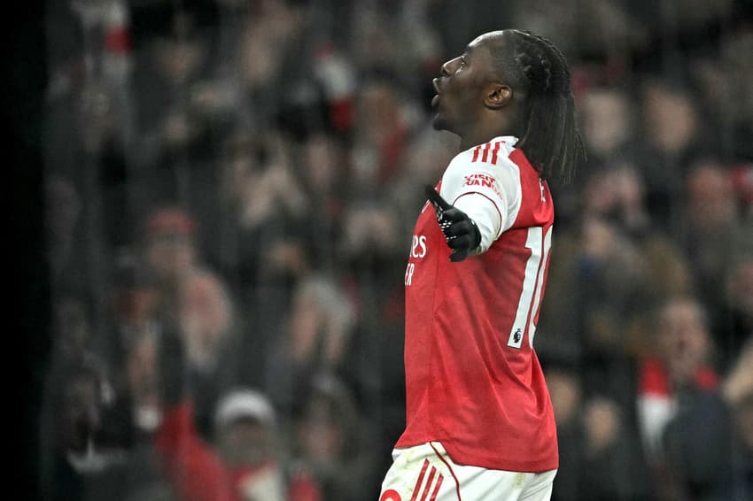 Com hat-trick de Eze, o Arsenal venceu o Tottenham por 4 a 1, pela Premier League (Foto: Ben STANSALL / AFP)