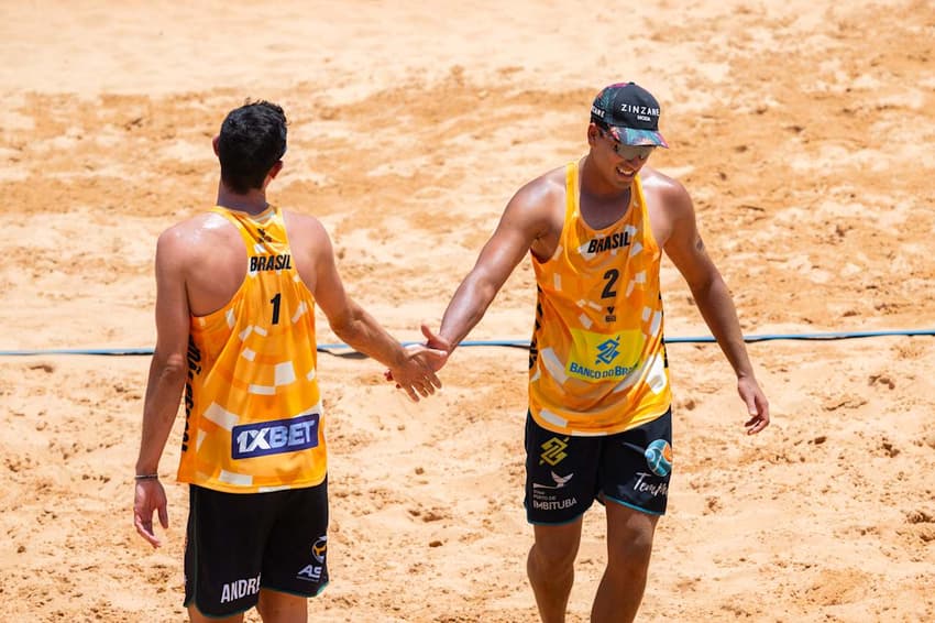 Andre e Renato no Elite 16 de João Pessoa (Foto: Volleyball World)