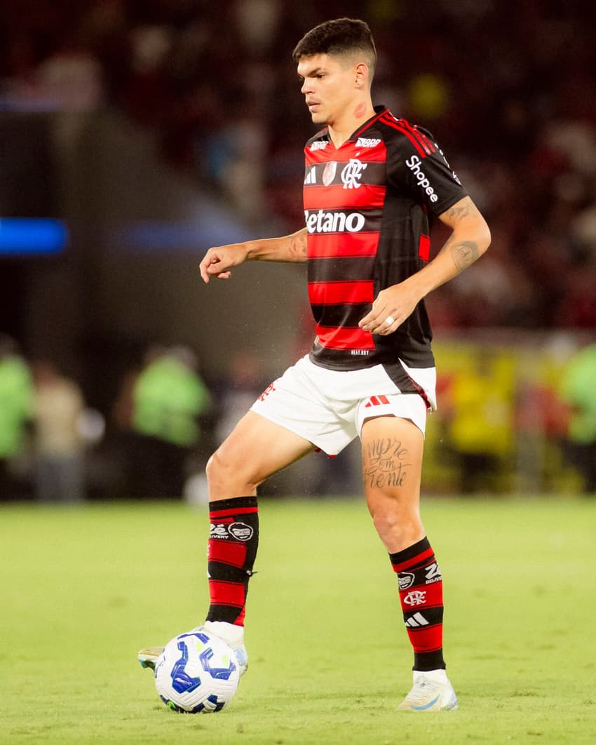 Ayrton Lucas Flamengo Santos