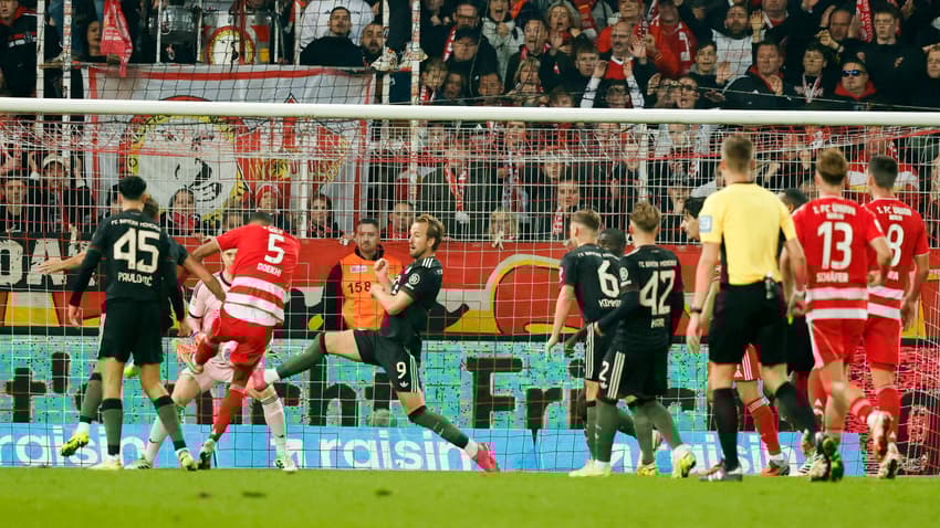 Bayern de Munique e Union Berlim ficaram no empate pela Bundesliga (Foto: Odd Andersen/AFP)