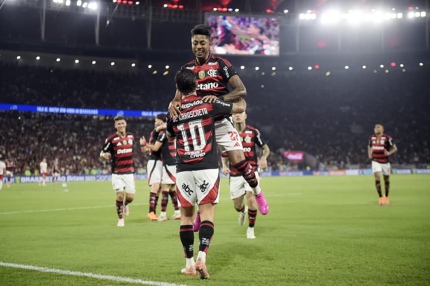Arrascaeta Bruno Henrique Flamengo