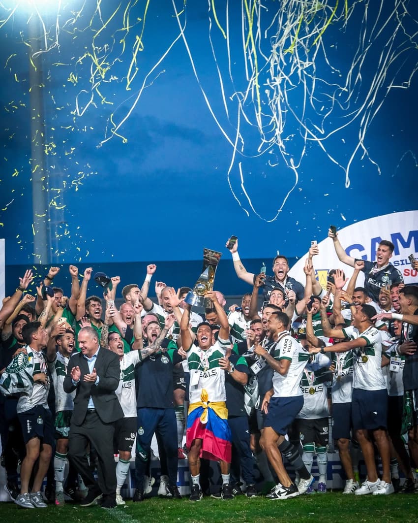Coritiba campeão taça troféu Série B