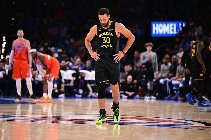 Curry recebe primeira falta flagrante da carreira na NBA (Foto: Joshua Gateley / GETTY IMAGES NORTH AMERICA / Getty Images via AFP)