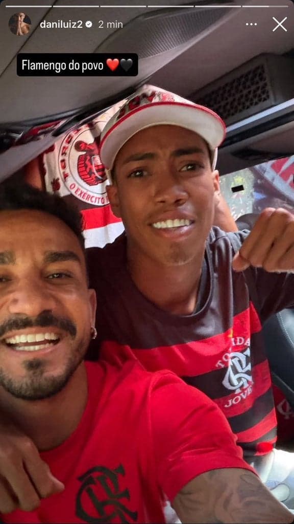 Danilo Flamengo AeroFla ônibus