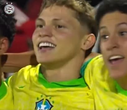 Dell, o &quot;Haaland do Sertão&quot;, decidiu a partida para o Brasil nas quartas de final do Mundial Sub-17 (Foto: Reprodução)