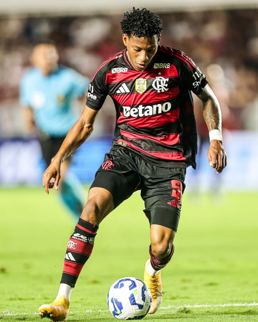 Gonzalo Plata foi expulso durante São Paulo x Flamengo (Foto: Fotos: Gilvan de Souza/Flamengo)