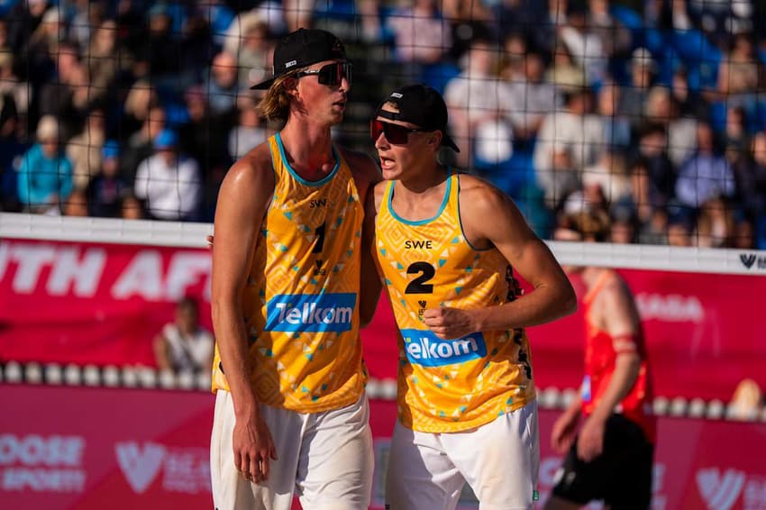 Hölting Nilsson e Andersson no Elite 16 de Vôlei de Praia (Volleyball World)