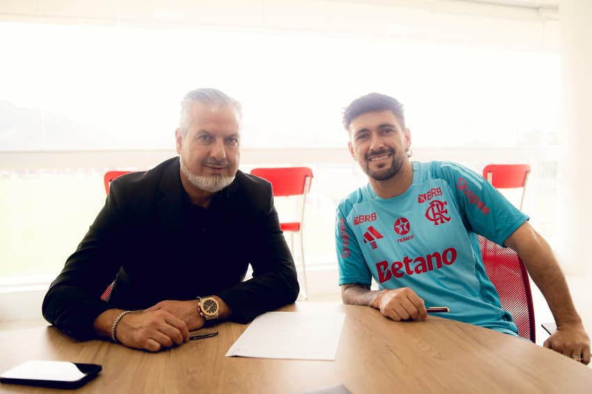 José Boto Arrascaeta Flamengo renovação