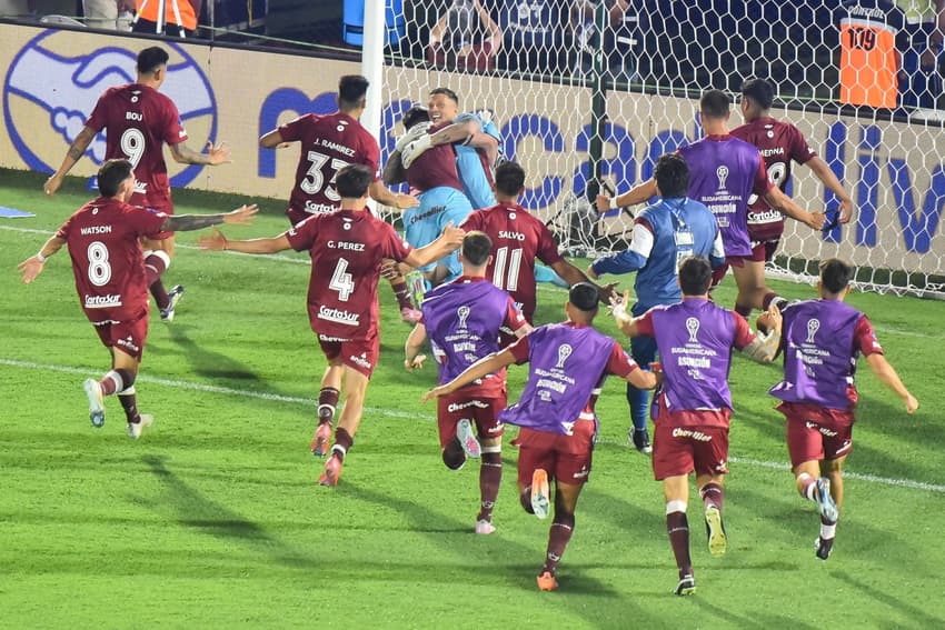 Lanús é o campeão da Sul-Americana 2026 (Foto: José Bogado / AFP)