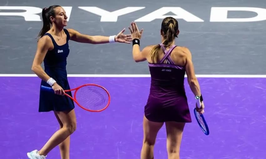 Luisa Stefani - Timea Babos - WTA Finals
