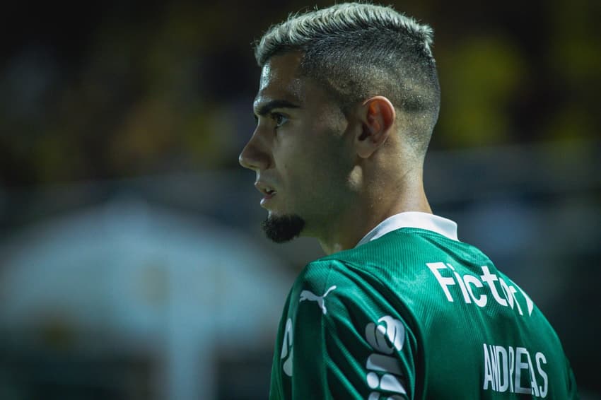 Andreas Pereira no duelo entre Mirassol x Palmeiras (Foto: Ze Rafael Photo/UAI Foto/Gazeta Press)