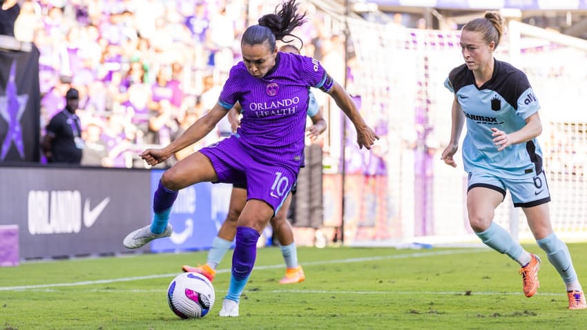 Marta em ação pelo Orlando Pride na semifinal contra o Gotham FC