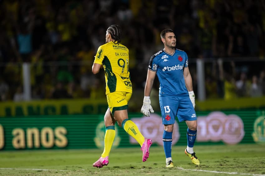 Chico da Costa marca para o Mirassol contra o Vasco; jogo do primeiro turno foi 3 a 2 (Foto: Raphael Marques / RP FOTOPRESS)