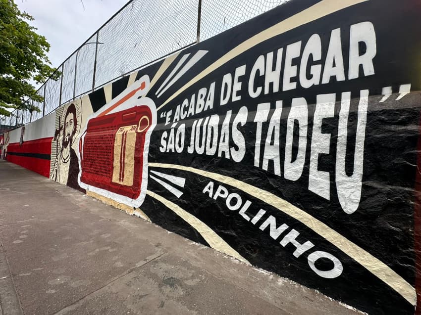 Muro da Gávea homenageia São Judas Tadeu