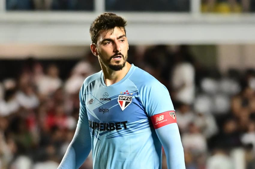 Destaque do São Paulo na temporada, o goleiro Rafael é trunfo do Tricolor para enfrentar o Corinthians (Foto: Jota Erre/AGIF/Gazeta Press)