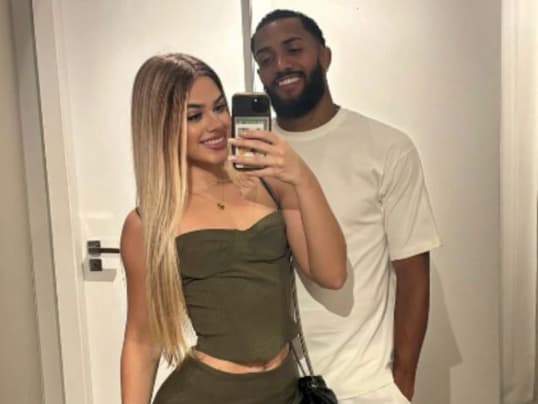 Pamela assume jogador do Flamengo, Juninho, em seu Intagram (Foto: Reprodução)