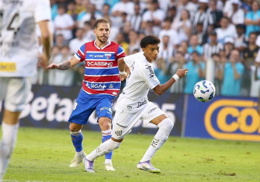 Robinho Jr jogador do Santos durante partida contra o Fortaleza no estadio Vila Belmiro pelo campeonato Brasileiro
