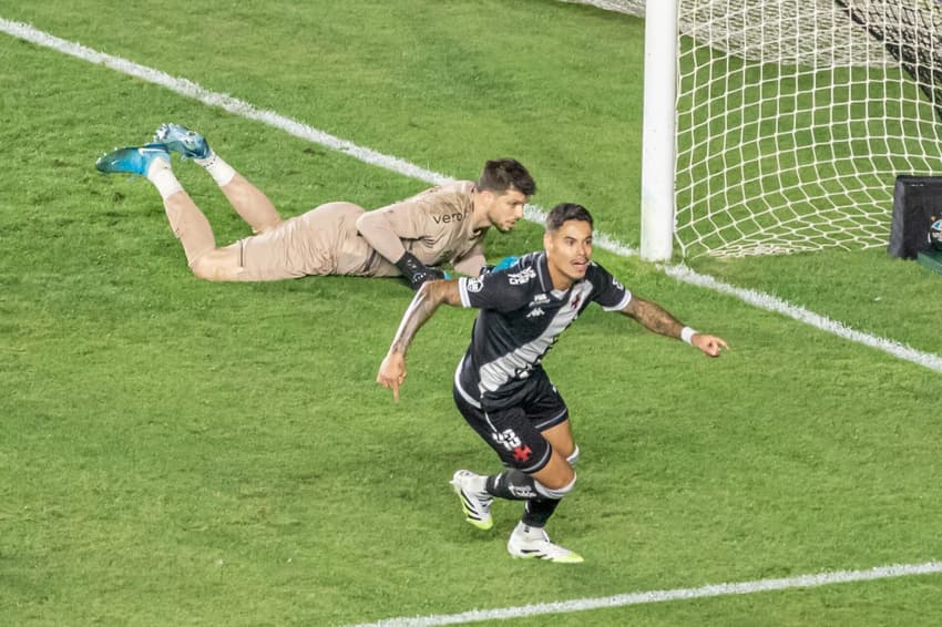 Vasco venceu o Grêmio no primeiro turno do Brasileirão (Foto: Maga Jr/Agência F8/Gazeta Press)