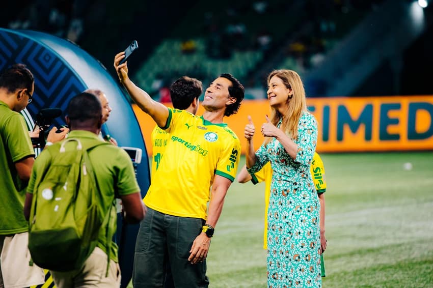 João Adibe, CEO da Cimed, ao lado de Leila Pereira, presidente do Palmeiras. (Foto: Daniel Fernandes)
