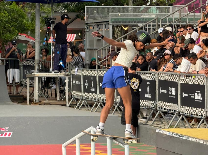 Rayssa Leal na semifinal do STU Pro Tour do Rio de Janeiro (Foto: Kauhan Fiaux / Lance!)