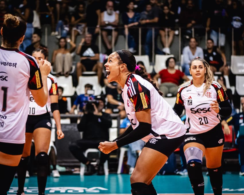 Simone Lee na partida contra o Tijuca Tênis Clube (Foto: Thiago Mendes / CBV)