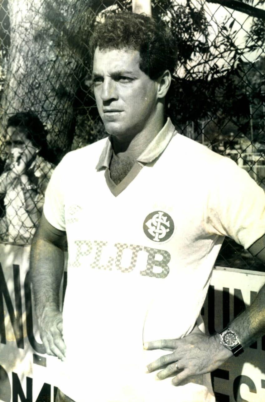 Abel Braga na primeira passagem pelo Internacional, em 1988