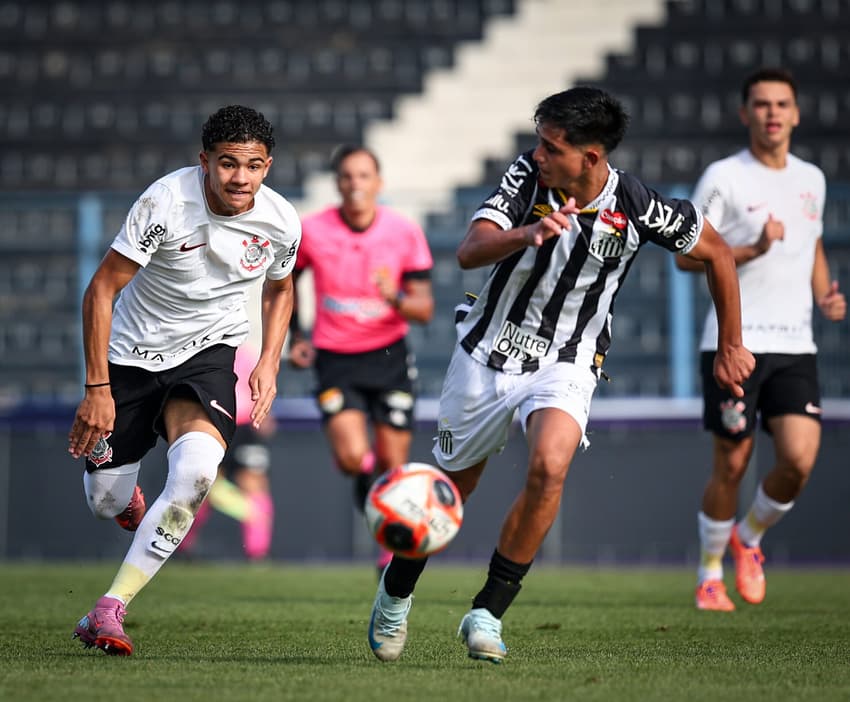 Após dois empates por 1 a 1, Timãozinho celebra classificação no Estadual (Foto: Rodrigo Gazzanel/Agência Corinthians)