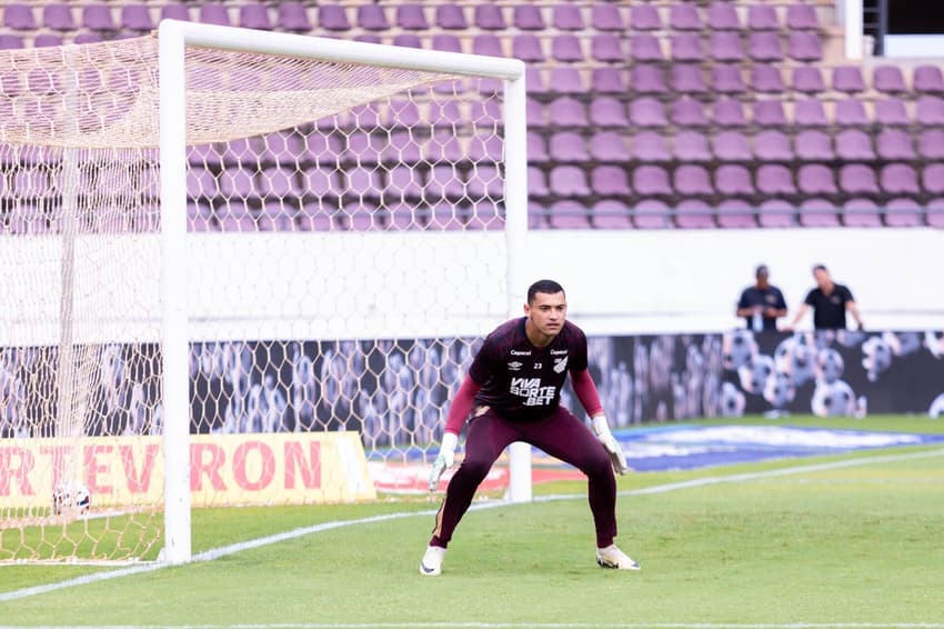Goleiro Santos, ex-Flamengo
