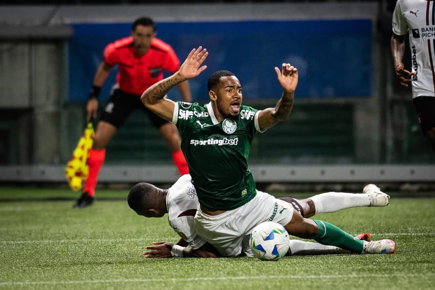 Allan em ação pelo Palmeiras (Foto: Agência Enquadrar/GazetaPress)