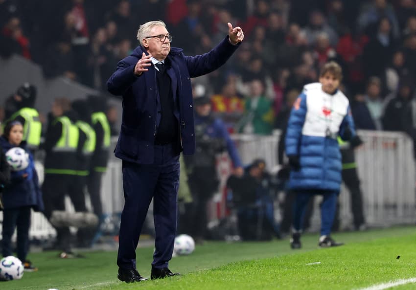 Carlo Ancelotti durante Brasil x Tunísia