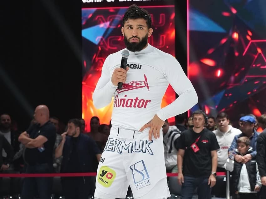 Arman Tsakuryan é lutador peso-leve do UFC (Foto: Reprodução/Instagram: @arm_011)
