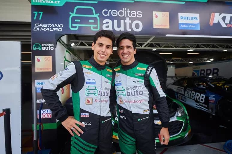 Gabriel Bortoleto e Gaetano Di Mauro, em Interlagos