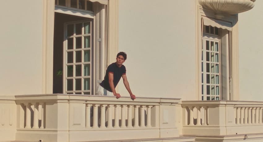 Gabriel Bortoleto lança coleção de roupas (Foto: Reprodução / Barthelemy)