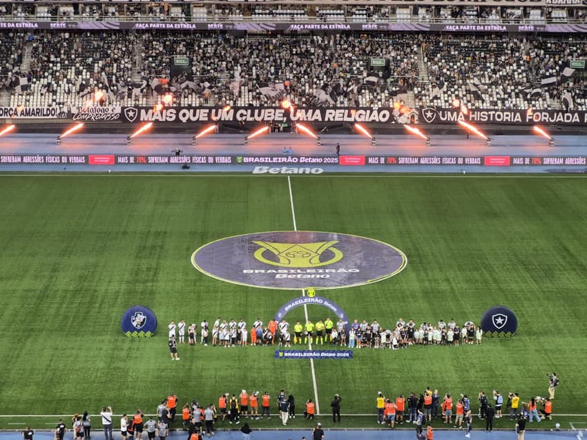 Nilton Santos recebe Botafogo x Vasco