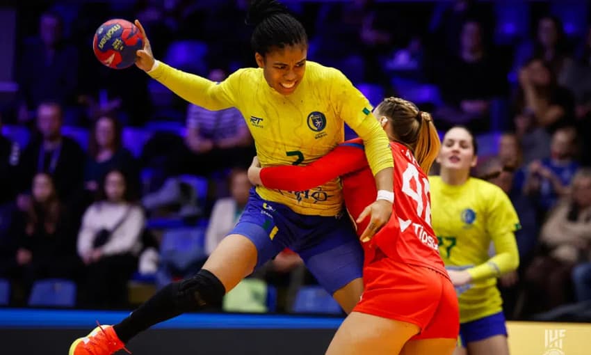 Bruna de Paula é um dos destaques da seleção brasileira