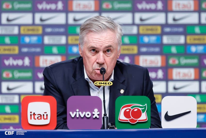 Caso Vini Jr: Carlo Ancelotti durante a convocação da Seleção Brasileira para os amistosos da Dta Fifa de novembro (Foto: Rafel Ribeiro/CBF)