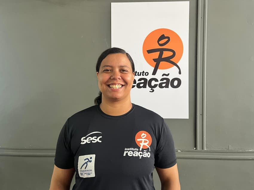 Carol Pereira, treinadora do Instituto Reação (Foto: Andressa Simões/ Lance!)
