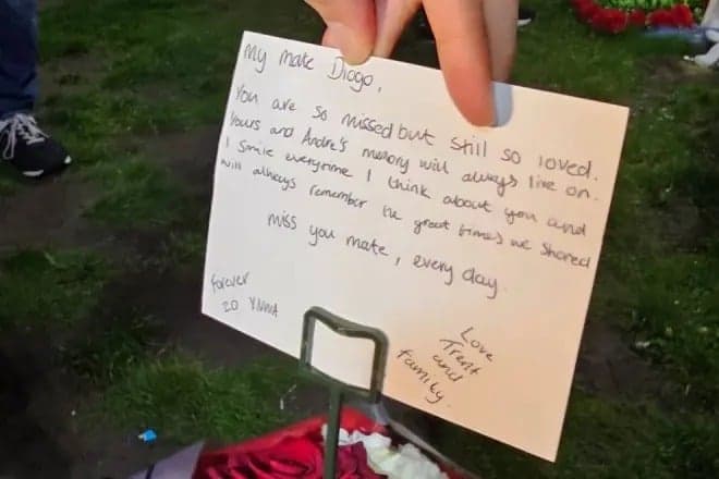 Carta de Trent Alexander-Arnold a Diogo Jota (Foto: Reprodução)