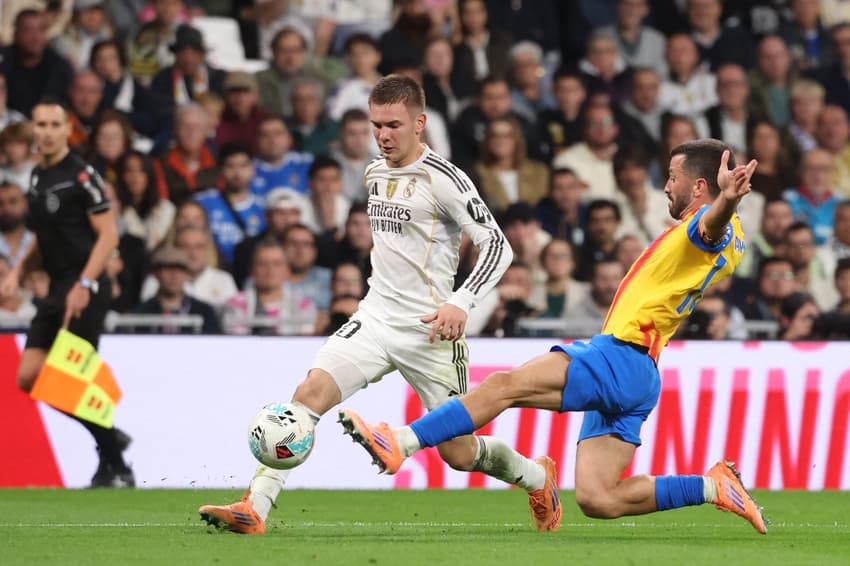 FBL-ESP-LIGA-REAL MADRID-VALENCIA