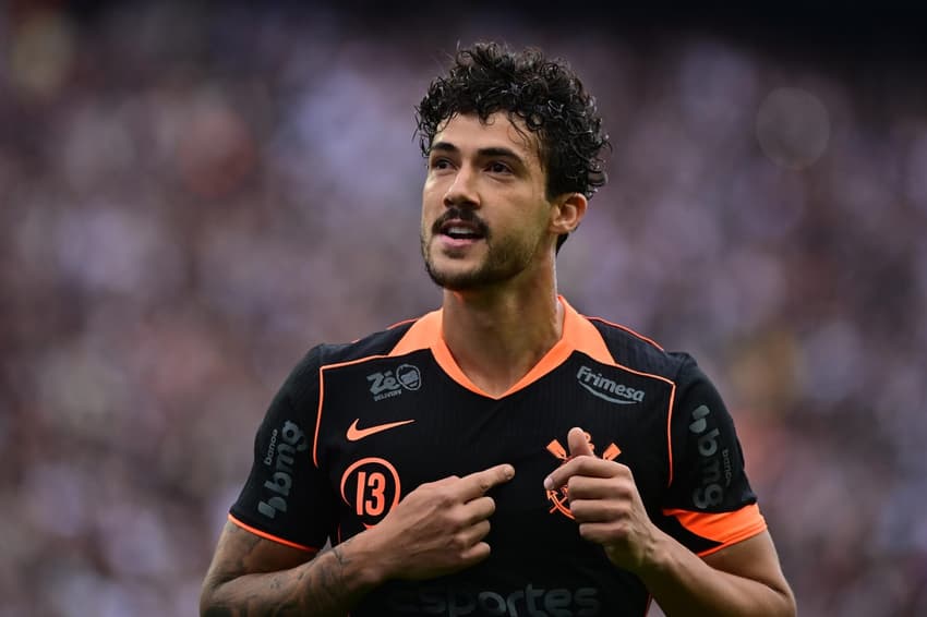 Gustavo Henrique, do Corinthians, comemora seu gol contra o Grêmio (Foto: Eduardo Carmim/Photo Premium/Gazeta Press)