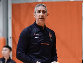Ex-Flamengo e ex-seleção feminina de basquete, José Neto dirige o Sg Apes, da Mongólia (Divulgação)
