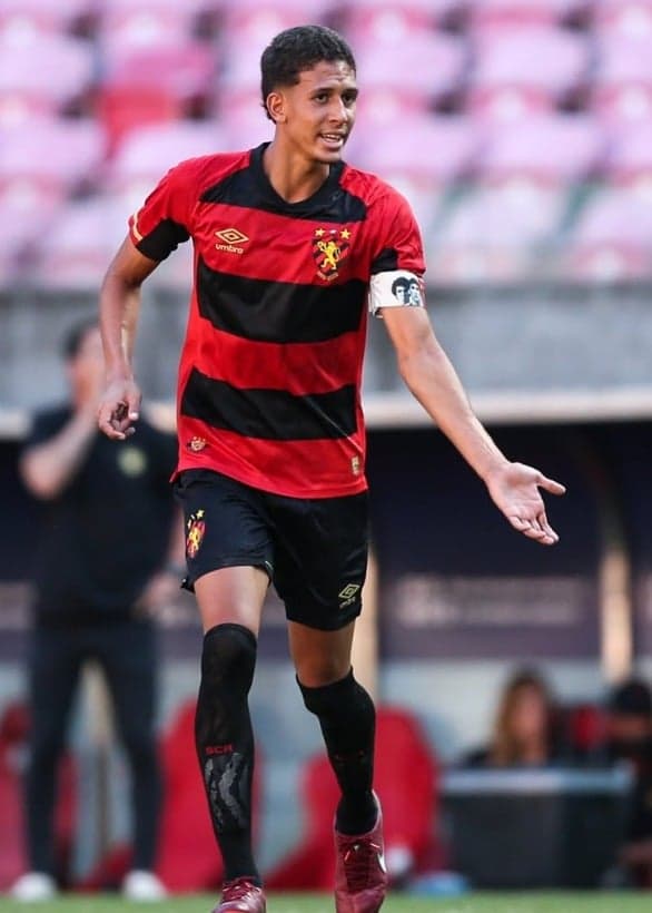 Riquelme Felipe, do Sport, negocia com o Botafogo (Foto: Reprodução)