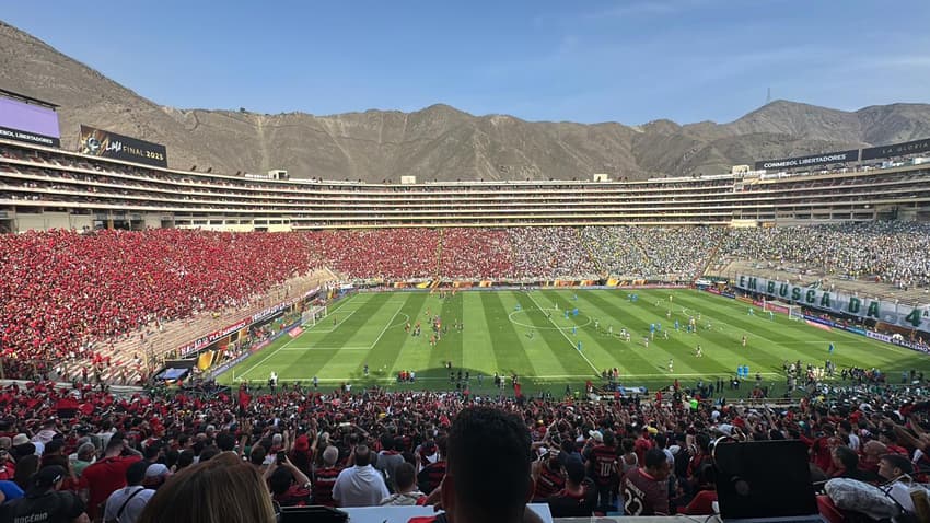 Monumental de Lima recebe a final da Libertadores entre Palmeiras x Flamengo