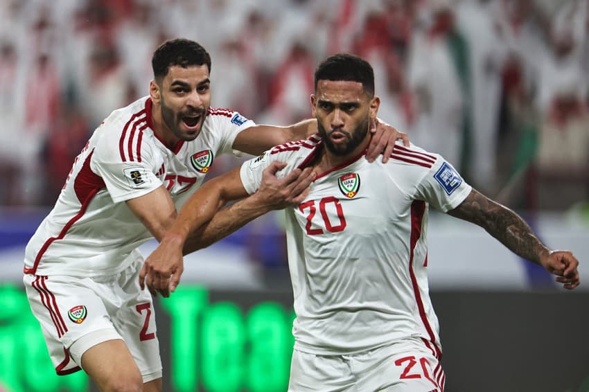 Luan Pereira marcou o gol de empate do duelo entre Emirados Árabes Unidos e Iraque, por vaga na respecagem para a Copa do Mundo de 2026 (Foto: Fadel SENNA / AFP)